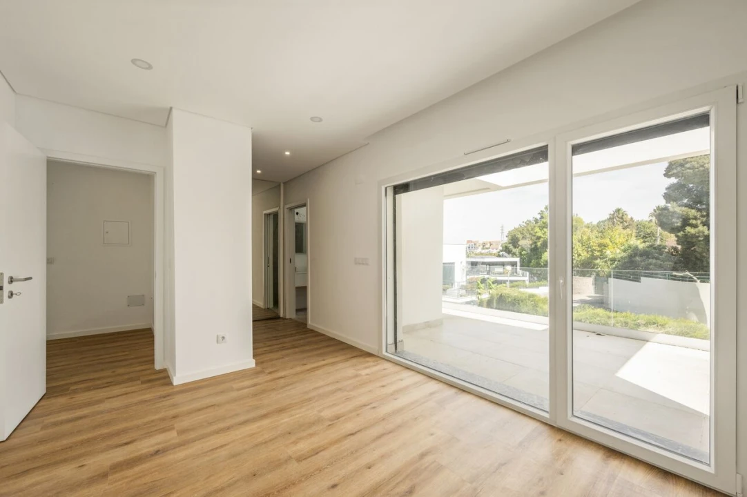 Moradia T4 para Venda em Charneca de Caparica e Sobreda Foto 18