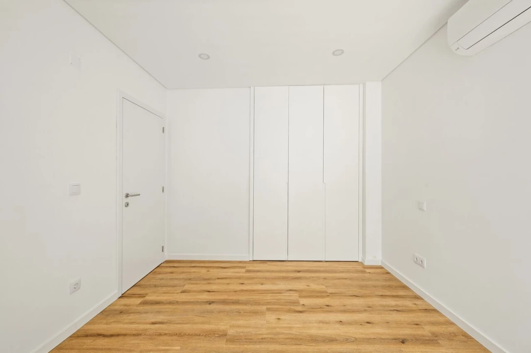 Moradia T4 para Venda em Charneca de Caparica e Sobreda Foto 27