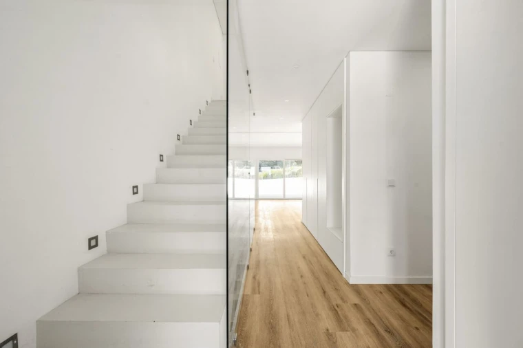 Moradia T4 para Venda em Charneca de Caparica e Sobreda Foto 15