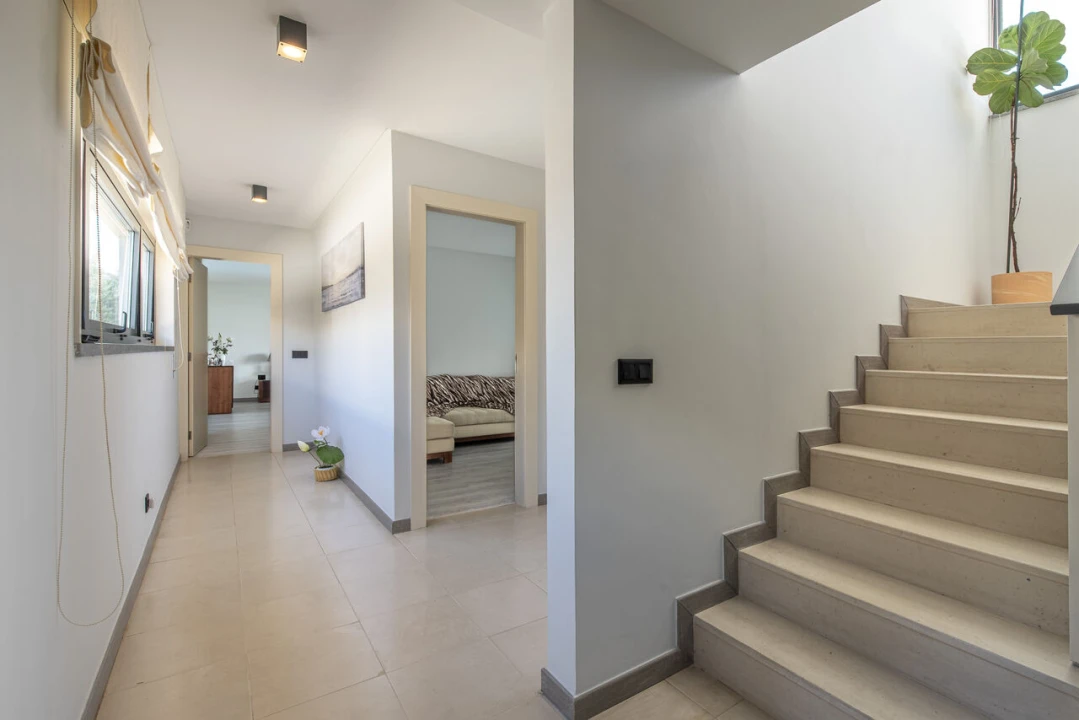 Moradia T4 para Venda em Santa Maria do Castelo e Santiago e Santa Susana Foto 16