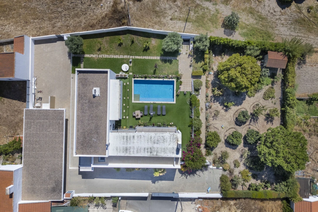 Moradia T4 para Venda em Santa Maria do Castelo e Santiago e Santa Susana Foto 31