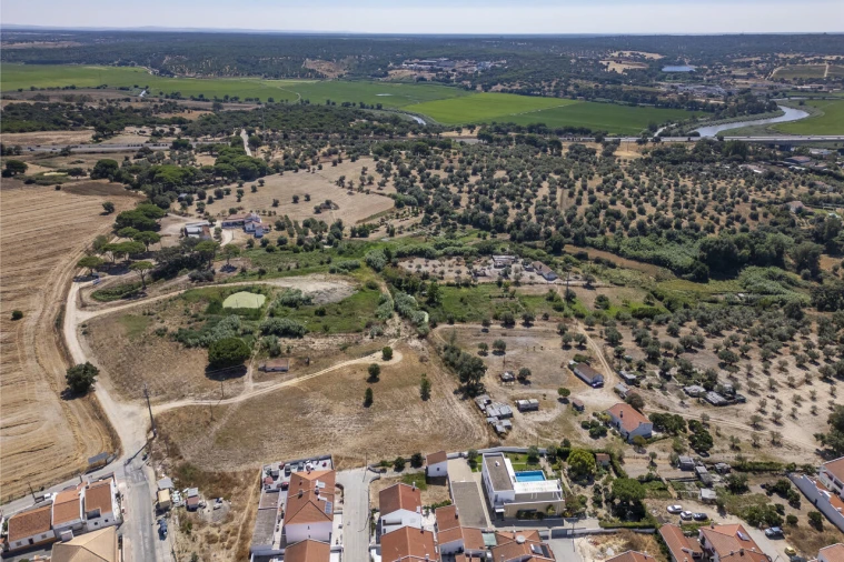 Moradia T4 para Venda em Santa Maria do Castelo e Santiago e Santa Susana Foto 33