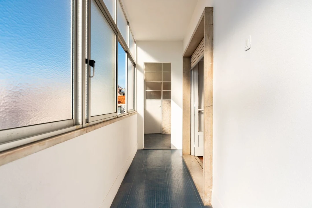 Apartamento T2 para Venda em Santo António Foto 7