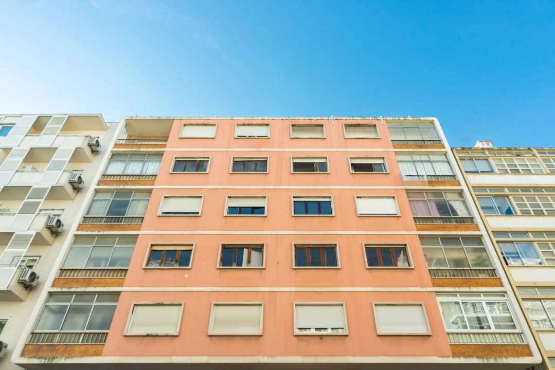 Apartamento T2 para Venda em Santo António Foto 28