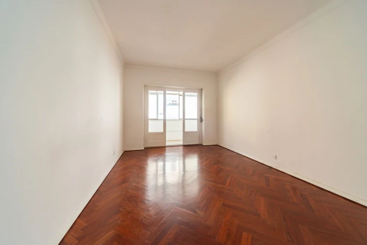 Apartamento T2 para Venda em Santo António Foto 5