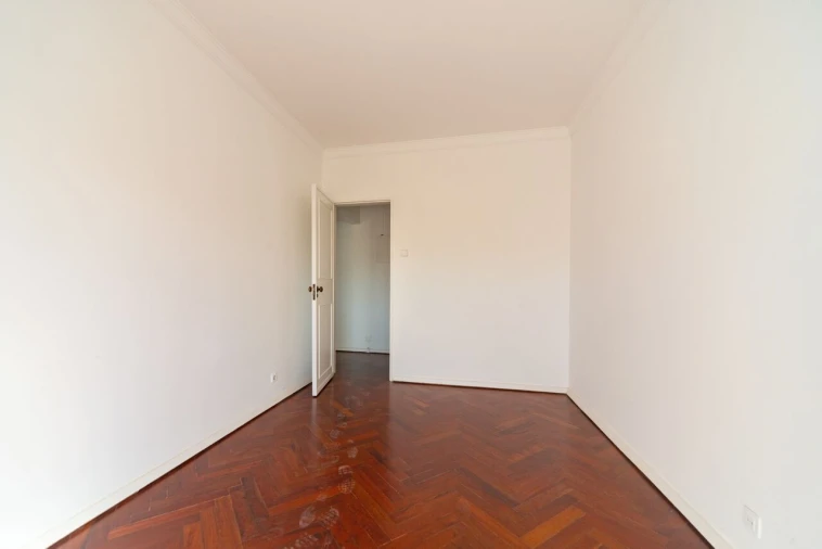 Apartamento T2 para Venda em Santo António Foto 16