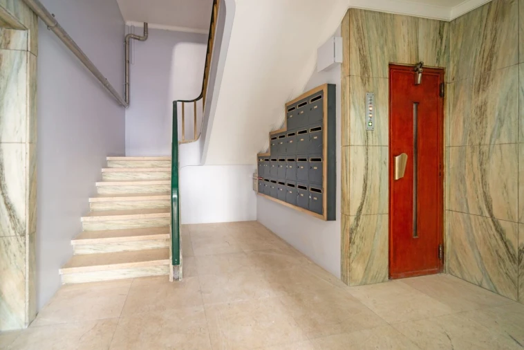 Apartamento T2 para Venda em Santo António Foto 26