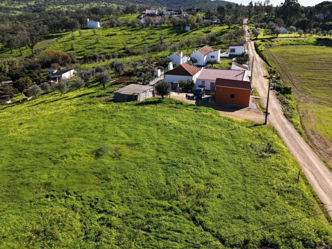 Terreno para Venda em Santa Maria do Castelo e Santiago e Santa Susana Foto 2