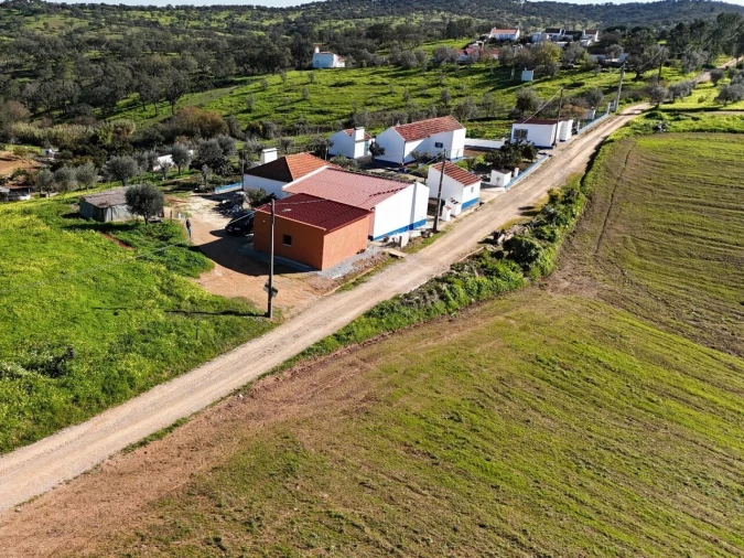Terreno para Venda em Santa Maria do Castelo e Santiago e Santa Susana Foto 5