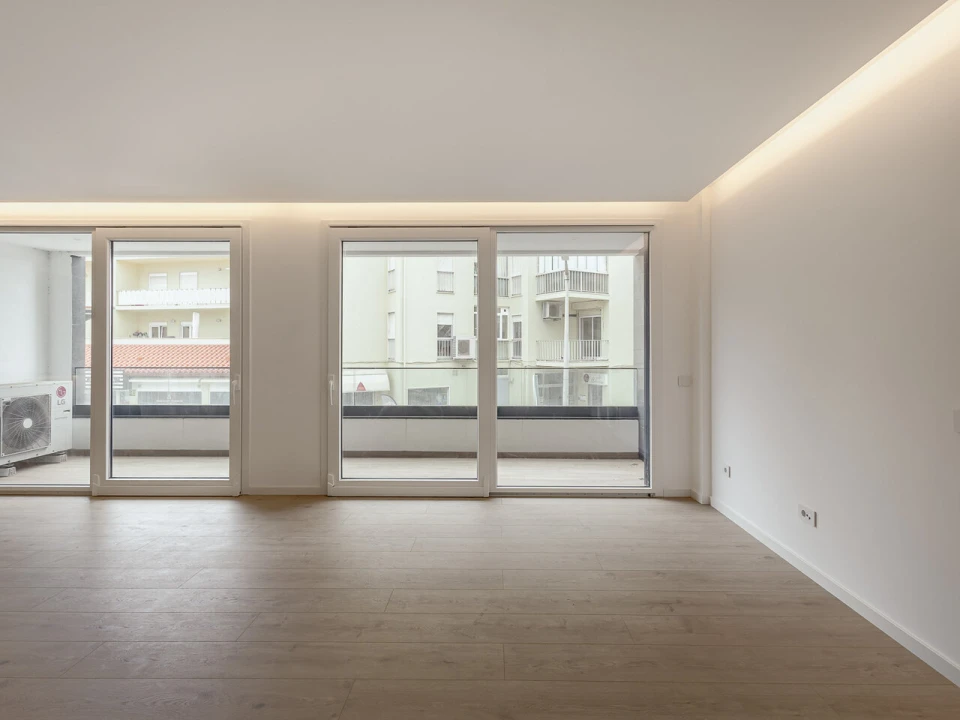 Apartamento T3 para Venda em Carcavelos e Parede Foto 14