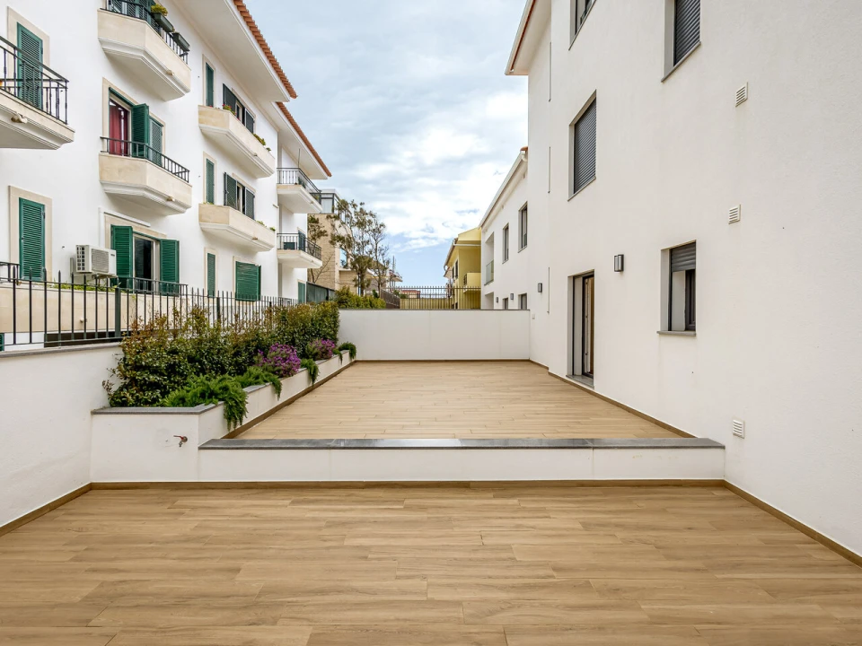Apartamento T3 para Venda em Carcavelos e Parede Foto 28