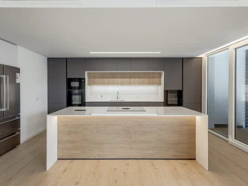 Apartamento T3 para Venda em Carcavelos e Parede