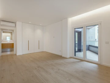 Apartamento T3 para Venda em Carcavelos e Parede