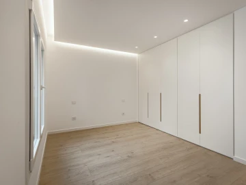 Apartamento T3 para Venda em Carcavelos e Parede