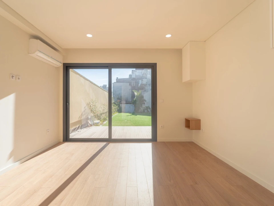 Apartamento T1 para Venda em Cedofeita, Santo Ildefonso, Sé, Miragaia, São Nicolau e Vitória Foto 14