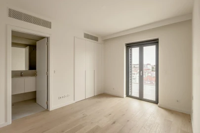 Apartamento T4 para Venda em Avenidas Novas