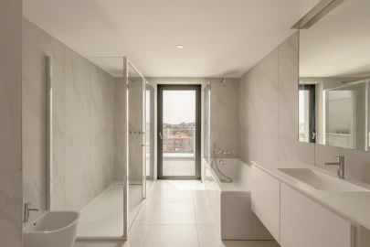 Apartamento T4 para Venda em Avenidas Novas