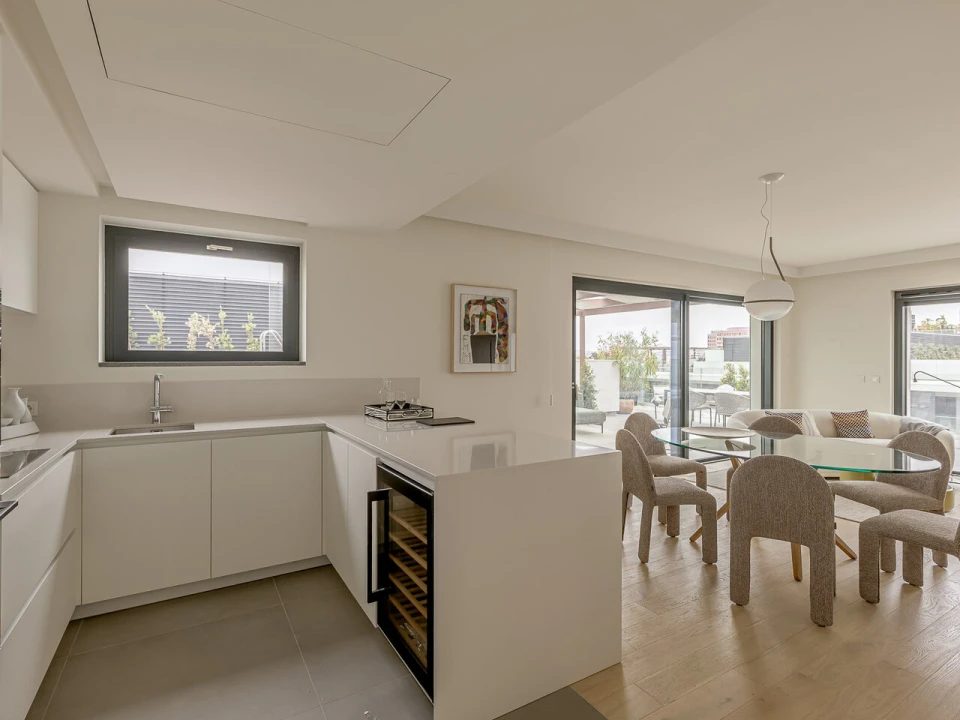Apartamento T4 para Venda em Avenidas Novas Foto 6