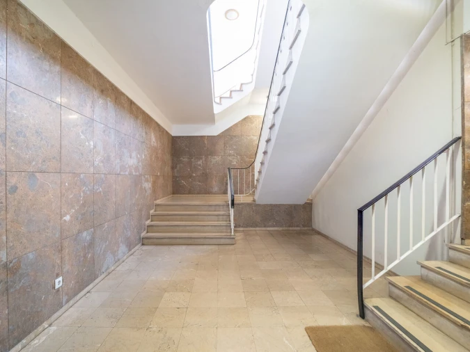 Escritório para Arrendamento em Lordelo do Ouro e Massarelos Foto 12