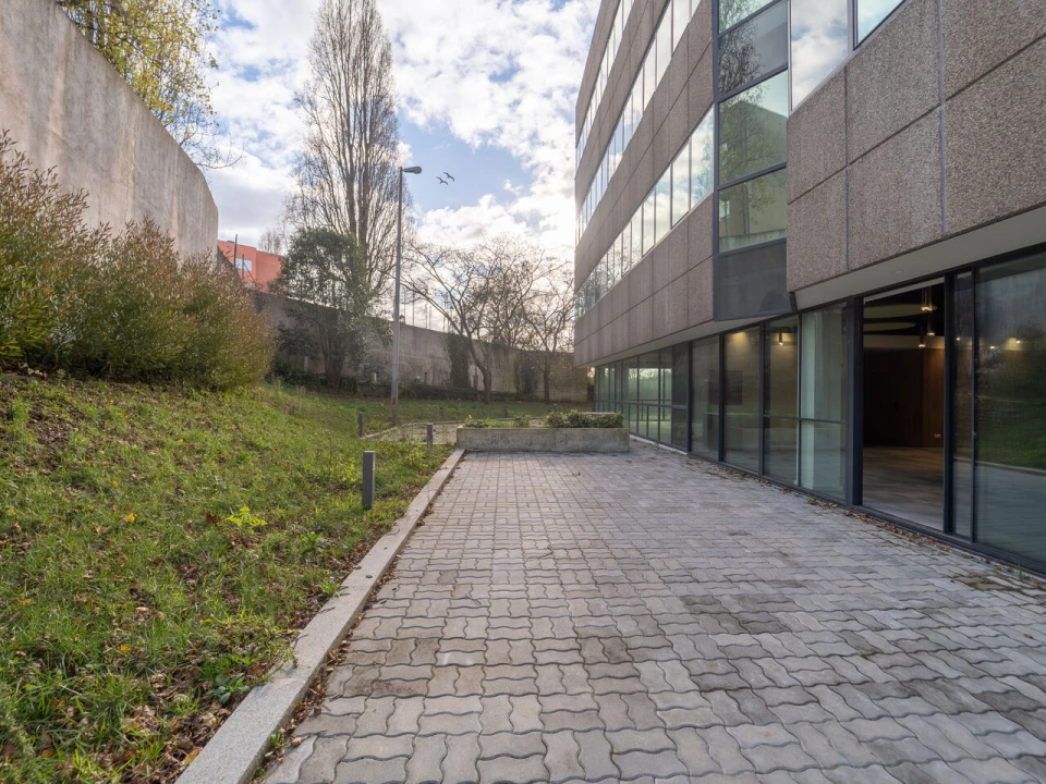 Escritório para Arrendamento em Perafita, Lavra e Santa Cruz do Bispo Foto 17