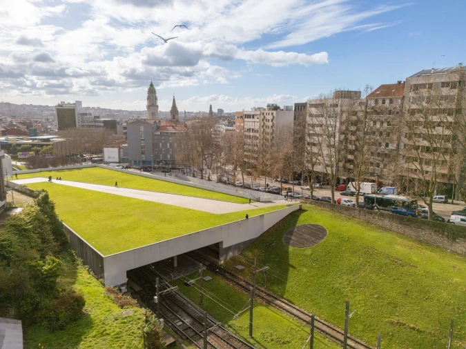 Escritório para Arrendamento em Cedofeita, Santo Ildefonso, Sé, Miragaia, São Nicolau e Vitória Foto 12