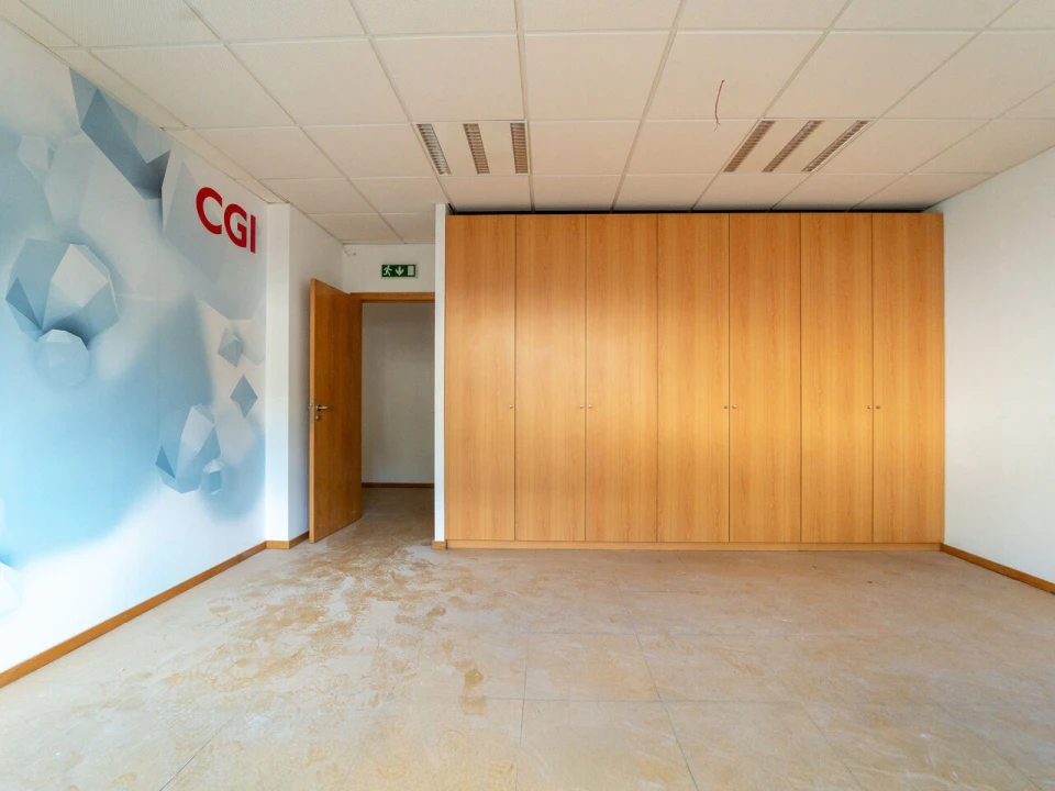 Escritório para Arrendamento em Cedofeita, Santo Ildefonso, Sé, Miragaia, São Nicolau e Vitória Foto 7