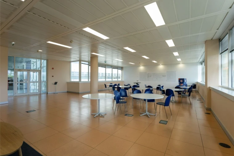 Escritório para Arrendamento em Oeiras e São Julião da Barra, Paço de Arcos e Caxias Foto 10