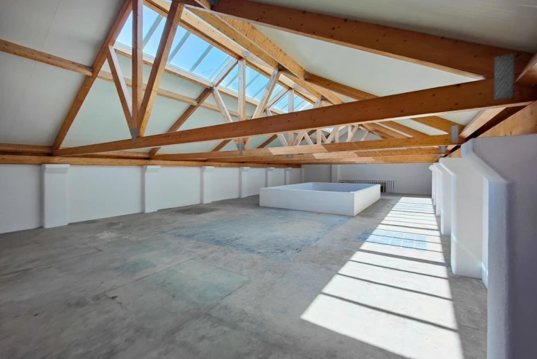 Loja para Arrendamento em Arroios Foto 9