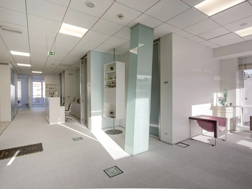 Escritório para Arrendamento em Santo António Foto 4