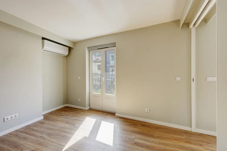 Apartamento T1 para Venda em Santo António Foto 12