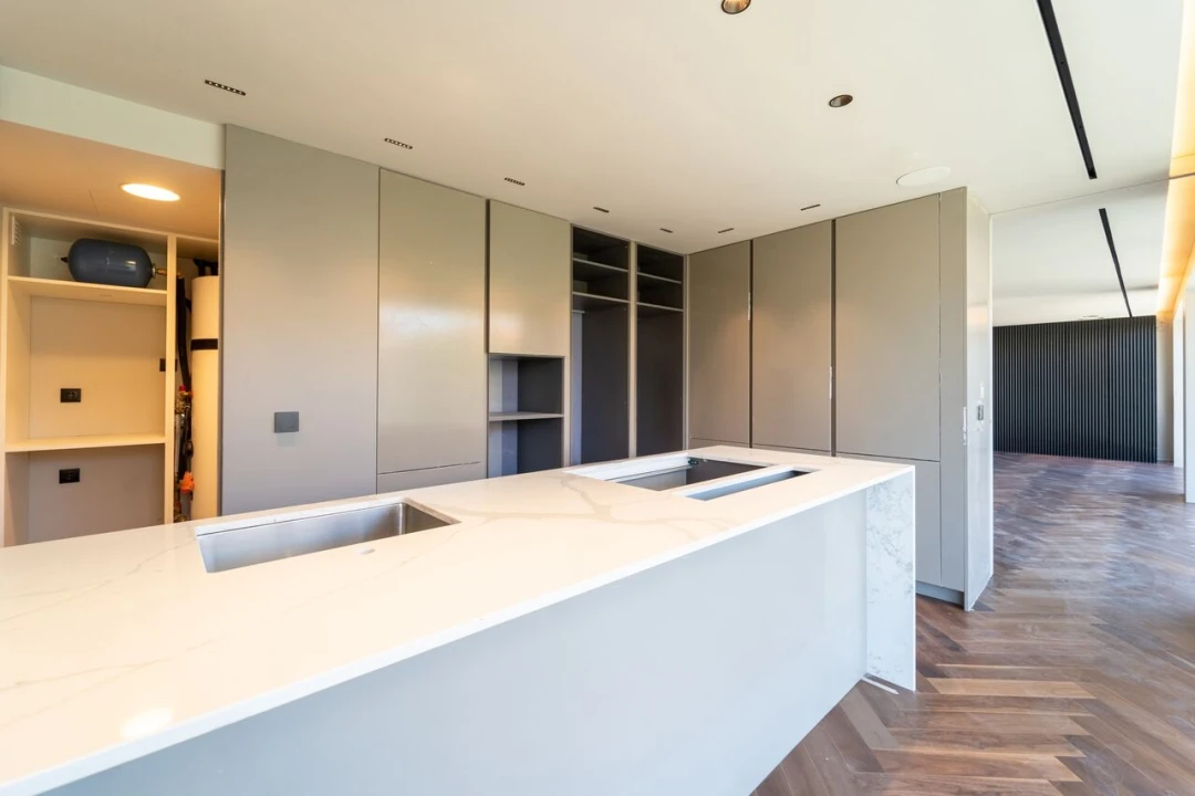 Apartamento T4 para Venda em Lordelo do Ouro e Massarelos Foto 30