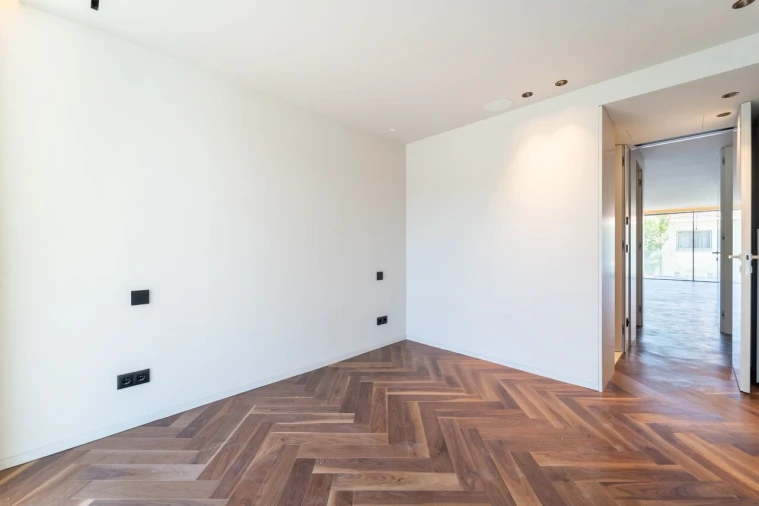 Apartamento T4 para Venda em Lordelo do Ouro e Massarelos Foto 18