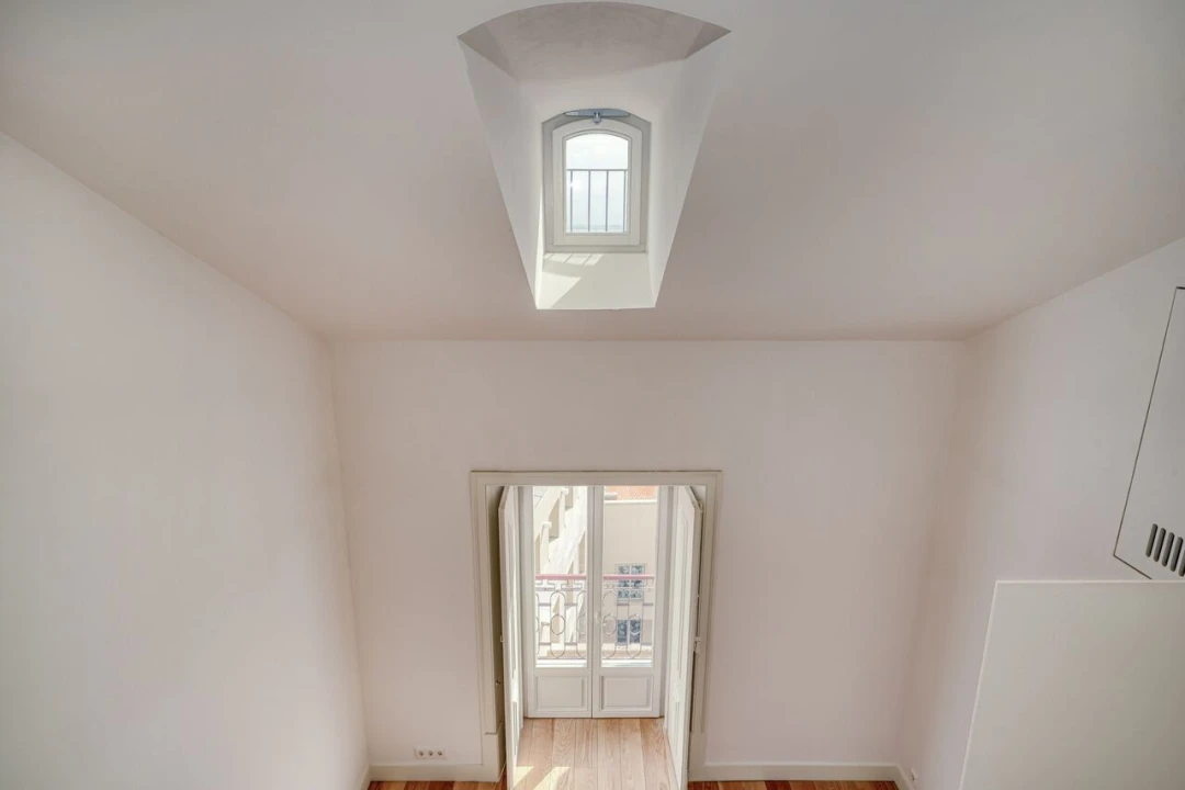 Apartamento T1 para Venda em Santa Maria Maior Foto 9