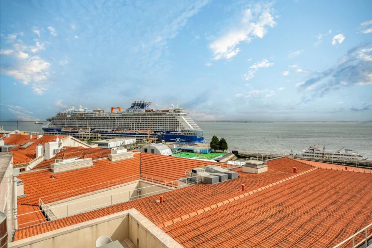 Apartamento T1 para Venda em Santa Maria Maior Foto 19