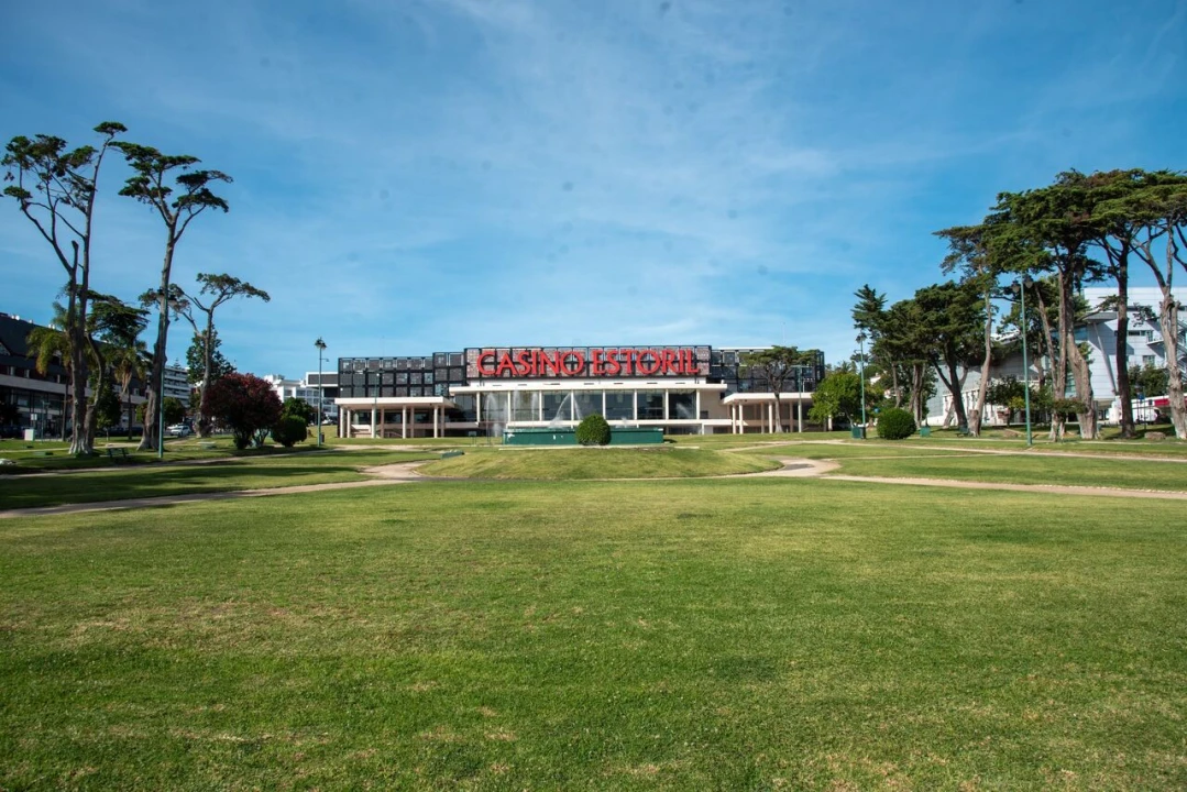 Apartamento T5 para Venda em Cascais e Estoril Foto 24