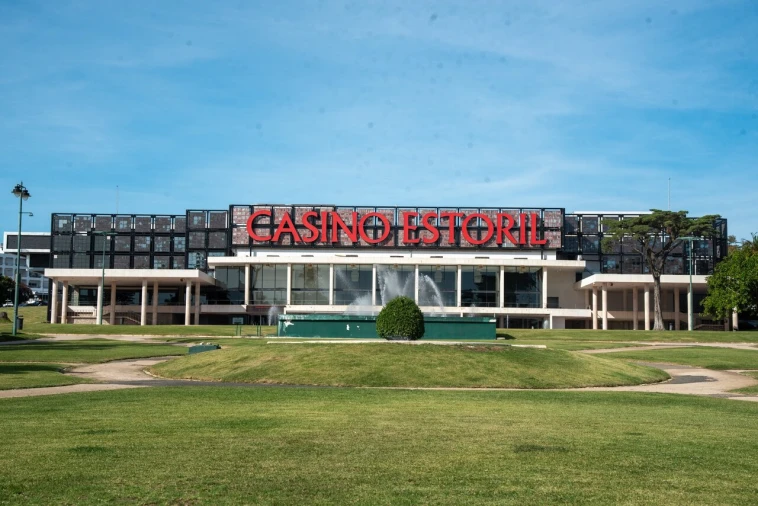 Apartamento T5 para Venda em Cascais e Estoril Foto 20