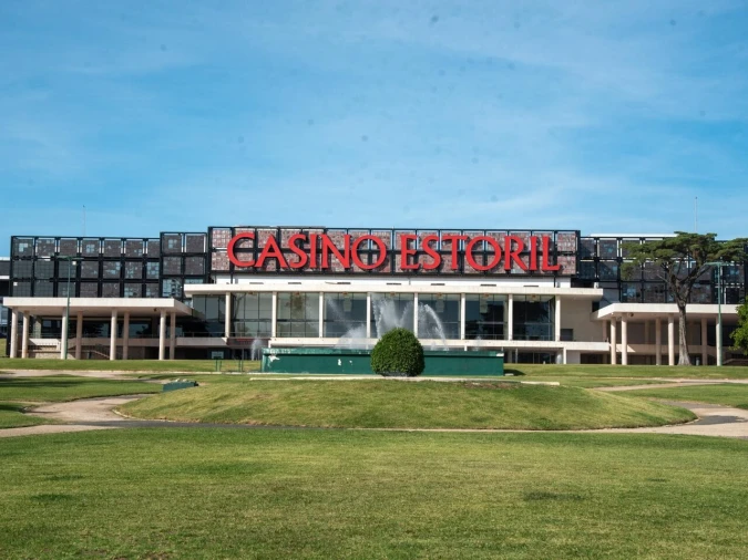 Apartamento T5 para Venda em Cascais e Estoril Foto 15