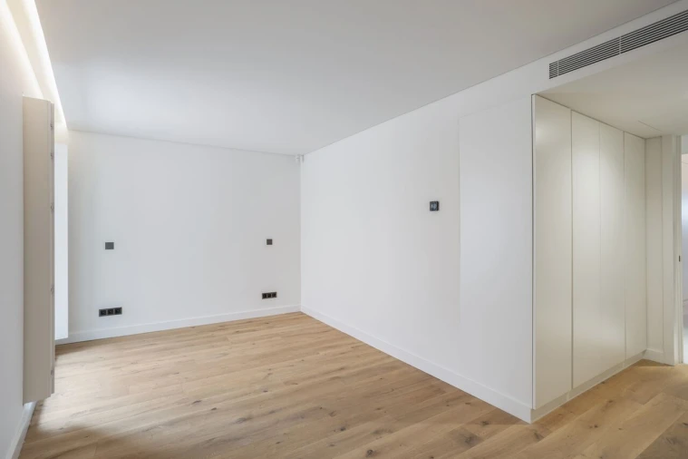 Apartamento T5 para Venda em Belém Foto 23