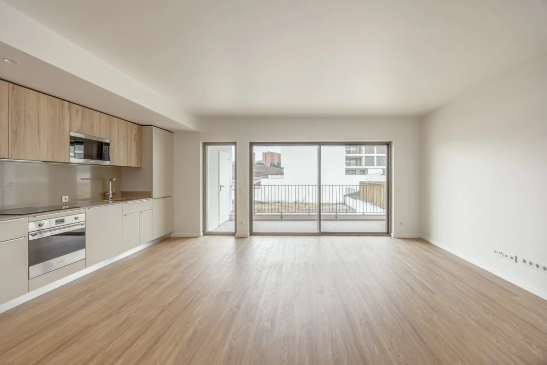 Apartamento T3 para Venda em Santo António dos Cavaleiros e Frielas Foto 3