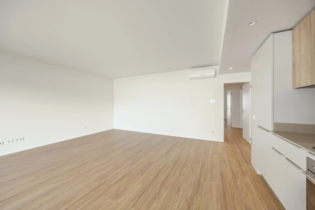 Apartamento T3 para Venda em Santo António dos Cavaleiros e Frielas Foto 16