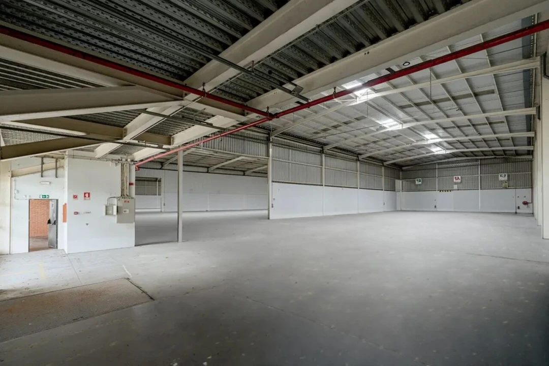 Armazém para Arrendamento em Alverca do Ribatejo e Sobralinho Foto 7