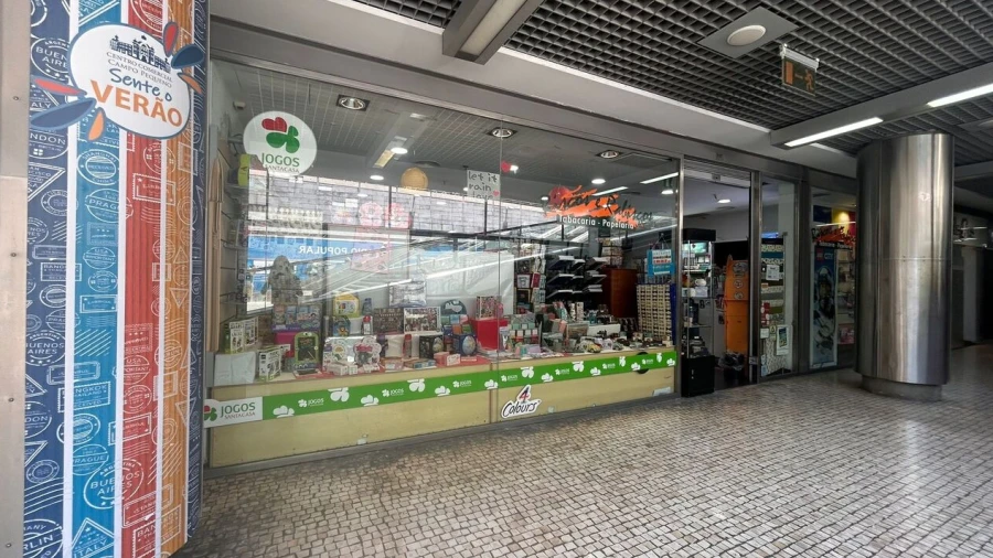 Loja para Arrendamento em Areeiro