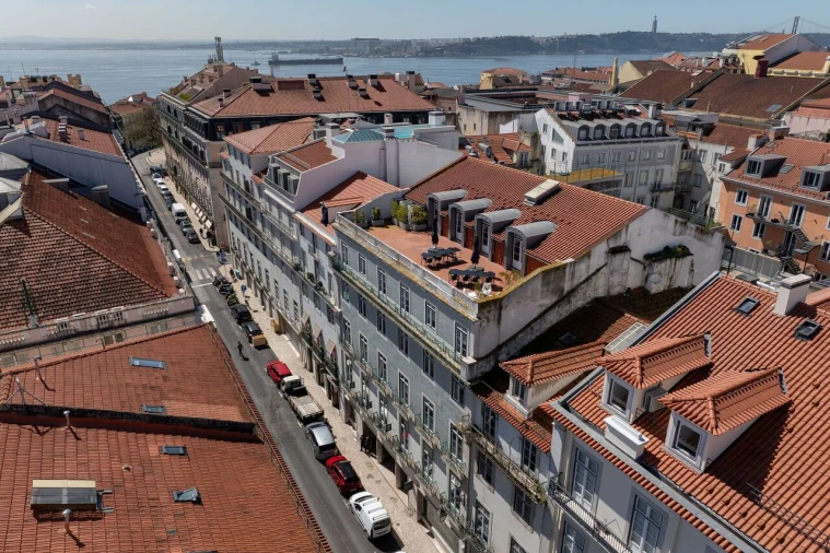 Escritório para Arrendamento em Santa Maria Maior Foto 17