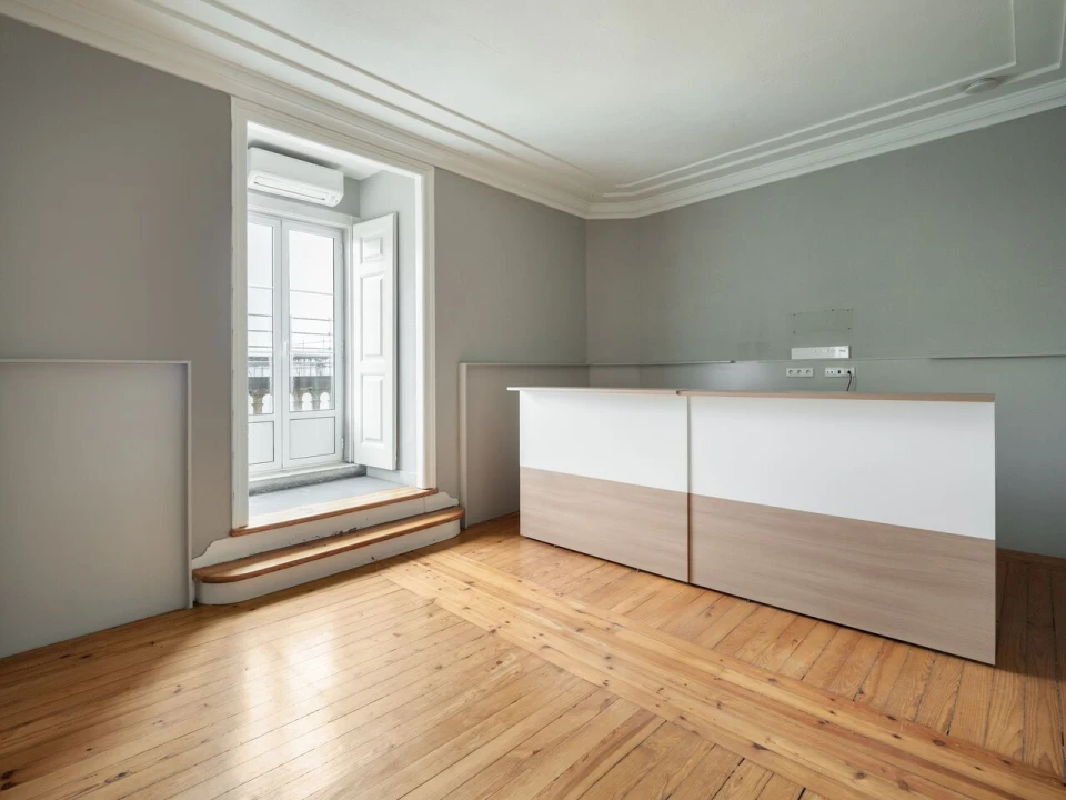 Escritório para Arrendamento em Santo António Foto 3