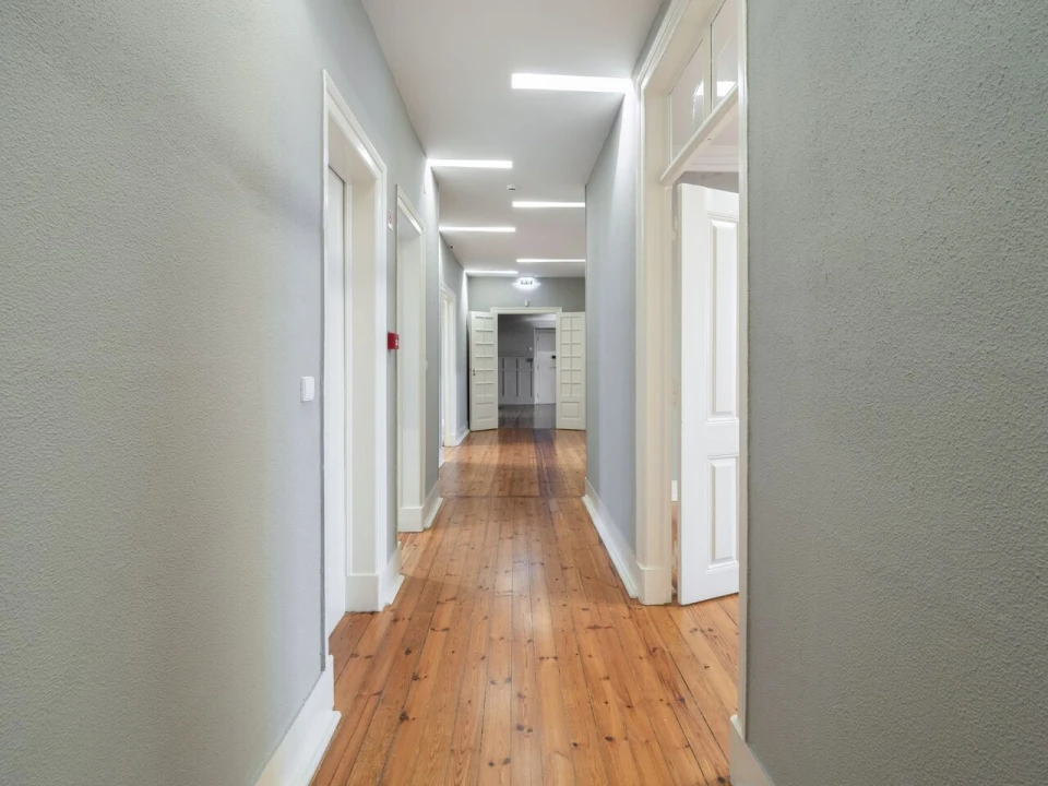 Escritório para Arrendamento em Santo António Foto 15