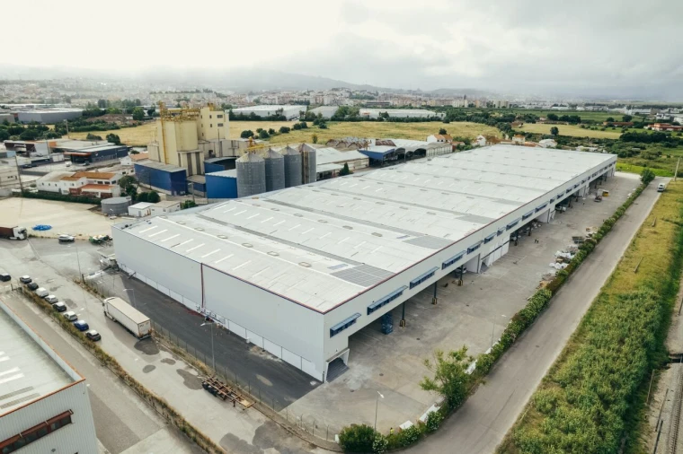 Armazém para Arrendamento em Alverca do Ribatejo e Sobralinho Foto 16