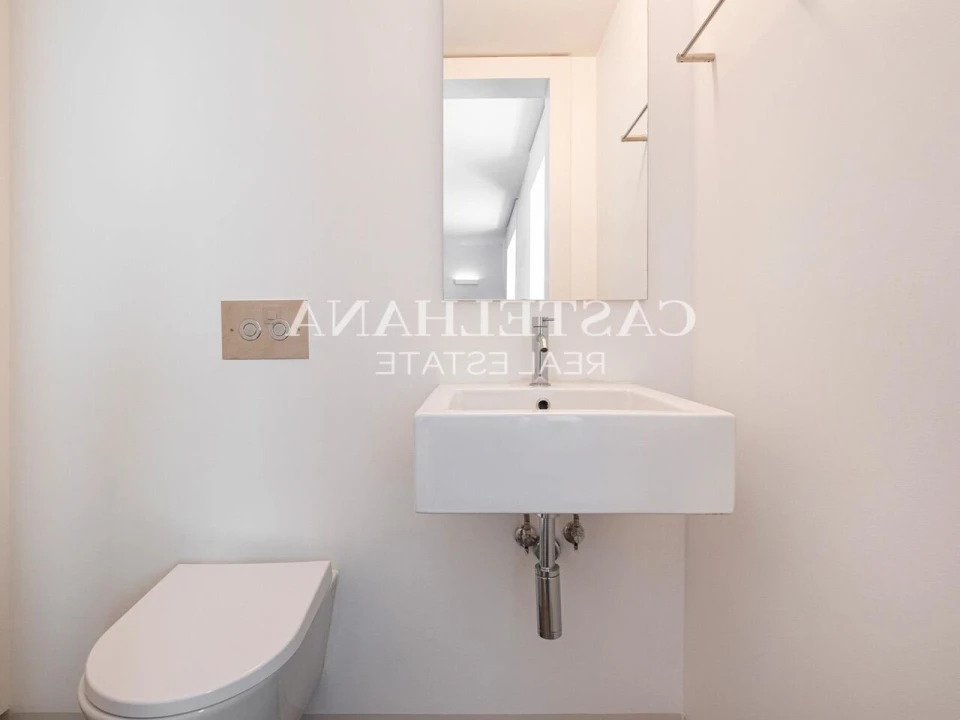 Apartamento T2 para Venda em Arroios Foto 13