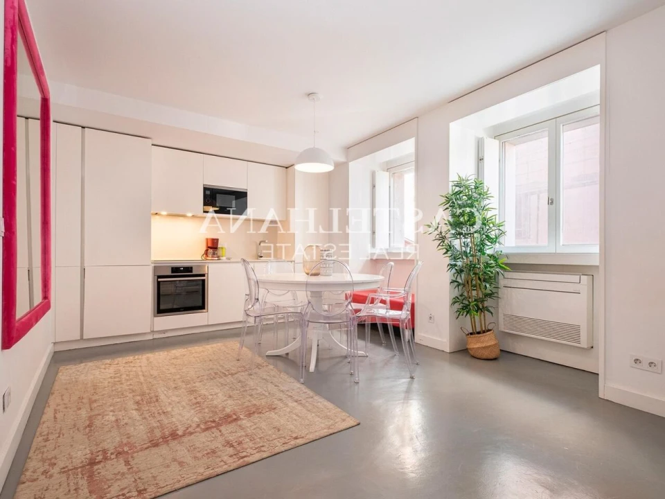 Apartamento T2 para Venda em Arroios Foto 12