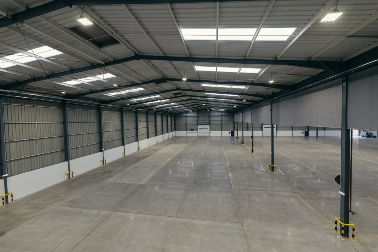 Armazém para Arrendamento em Alverca do Ribatejo e Sobralinho Foto 14