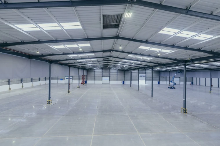 Armazém para Arrendamento em Alverca do Ribatejo e Sobralinho Foto 15